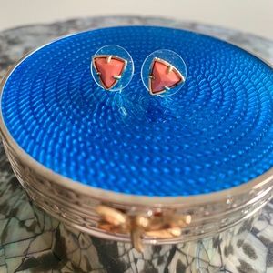 Kendra Scott earrings • like new